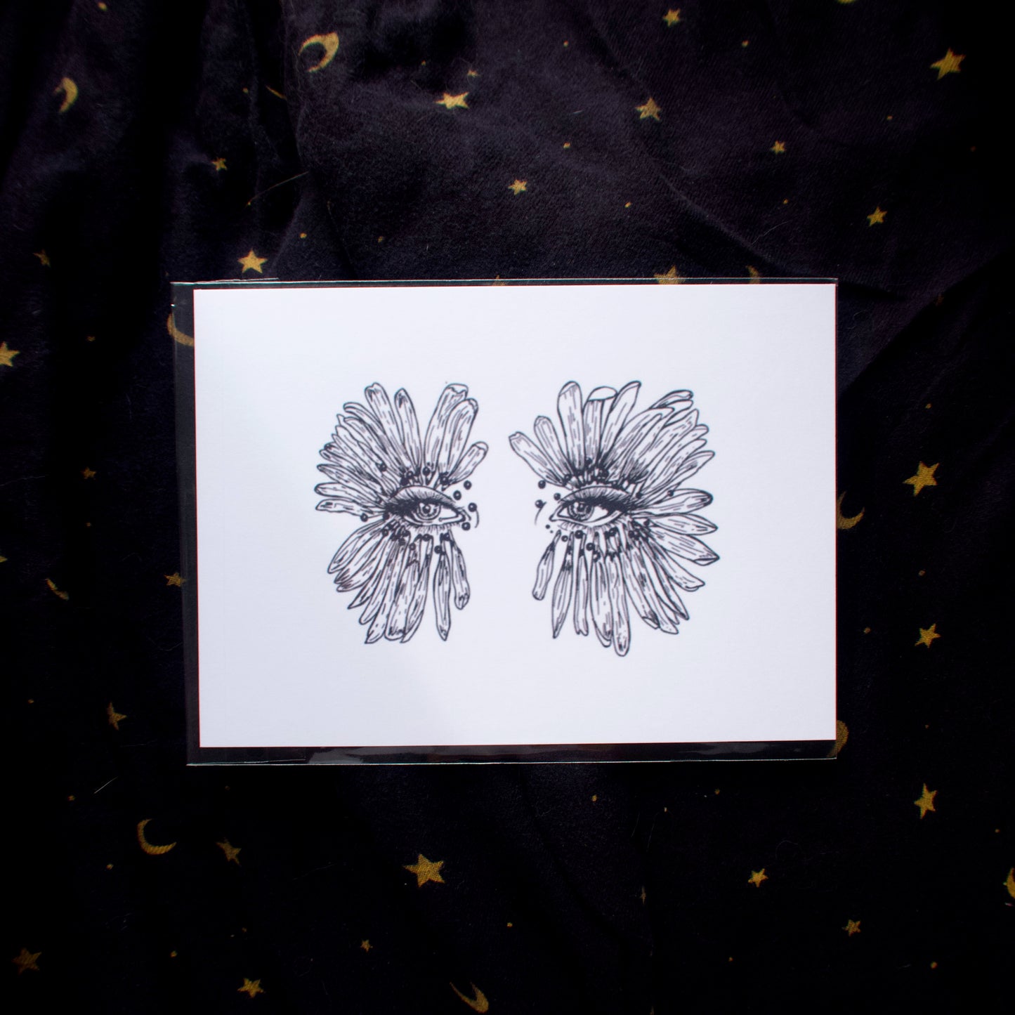 Daisy Eyes Mini Print