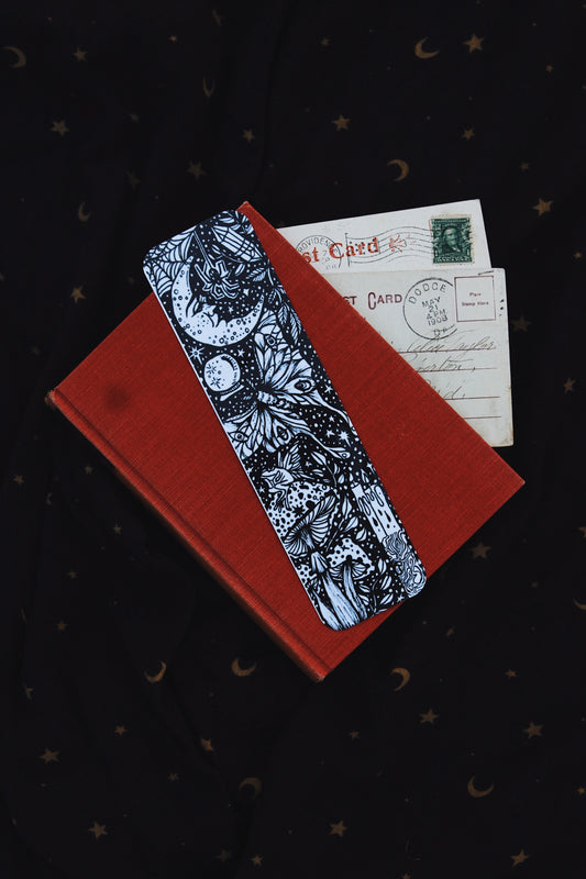 The Luna Bookmark