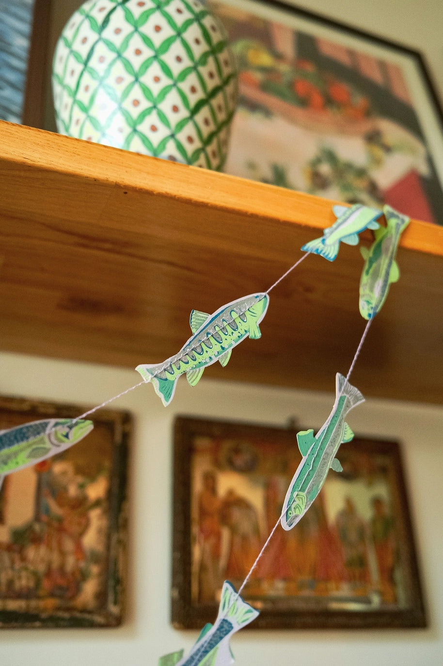 Achovies Garland