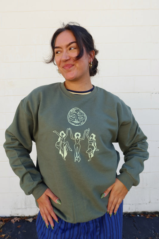 Moon Magic Crewneck in Moss