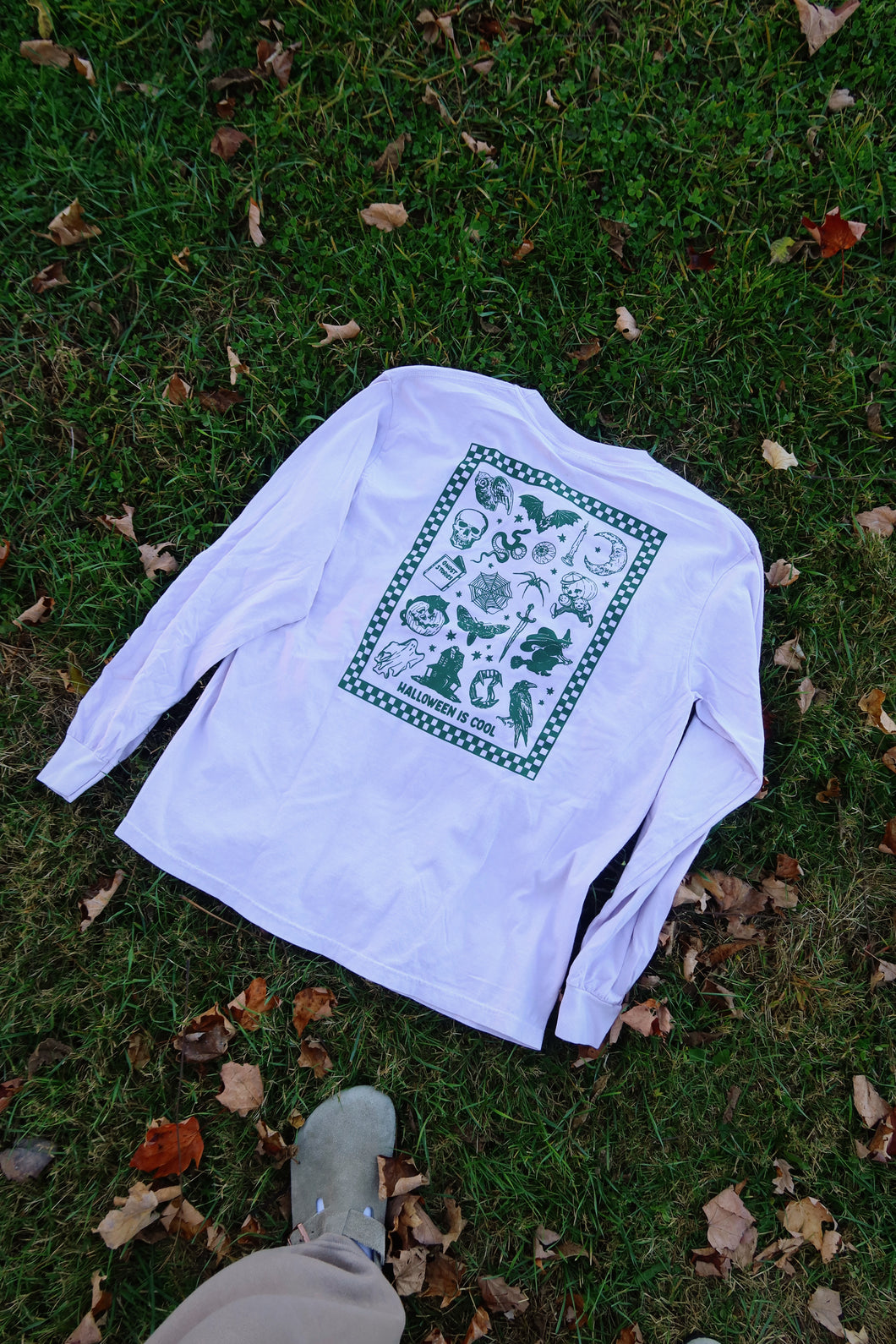 Halloweentown Long Sleeve in Lilac