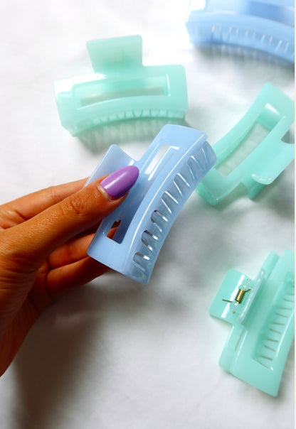 Translucent Small Blue Claw Clips