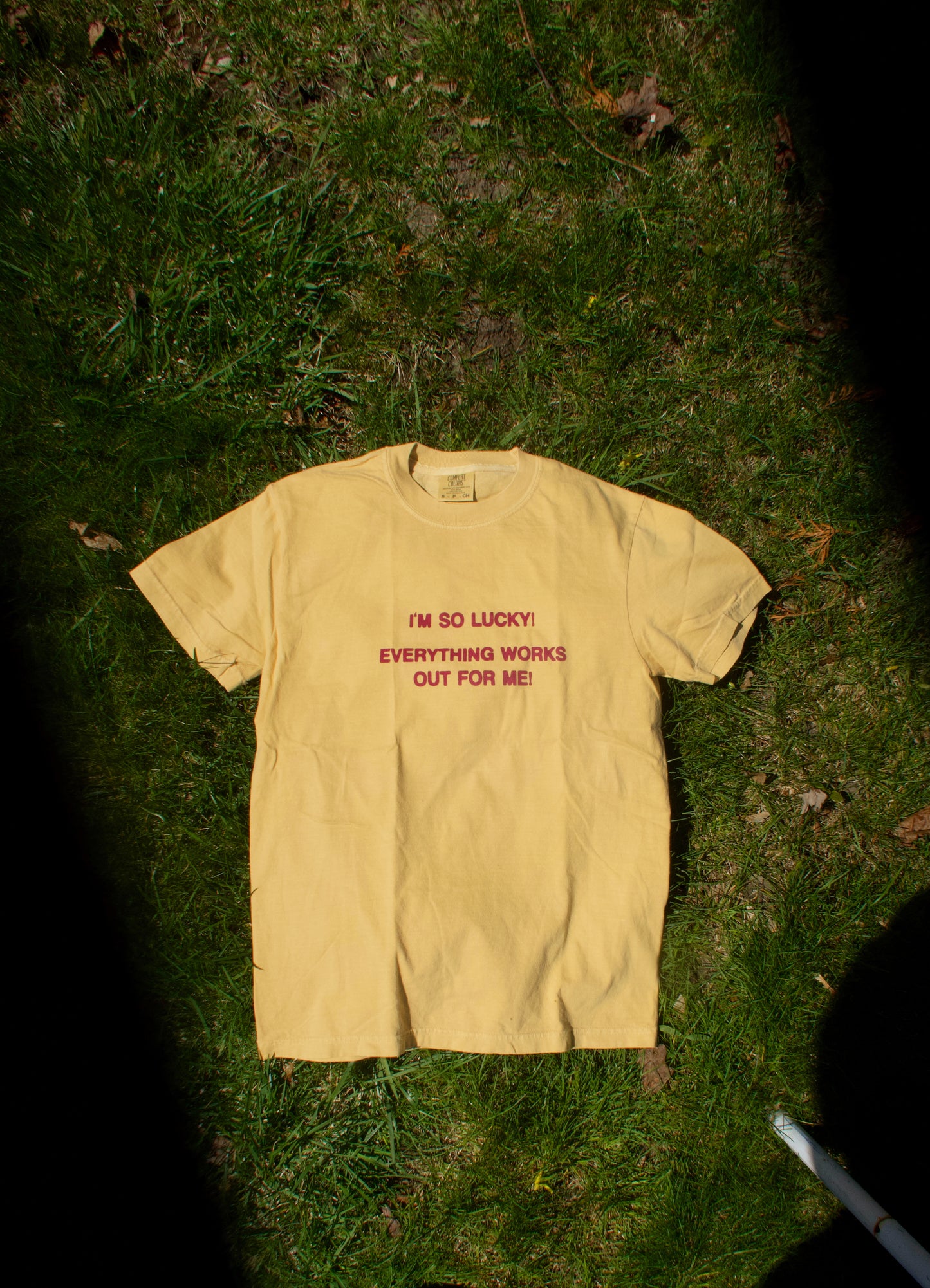 Im so Lucky! Shirt in Mustard