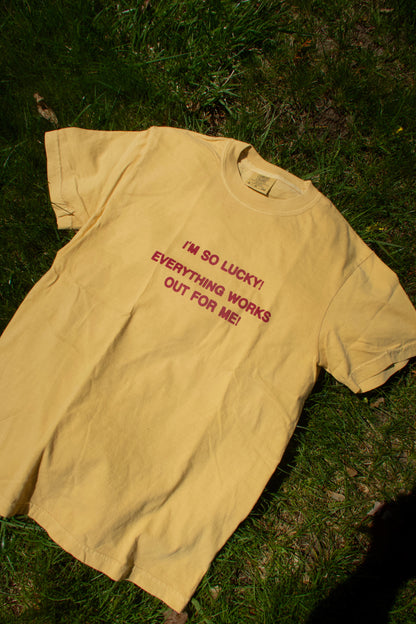 Im so Lucky! Shirt in Mustard
